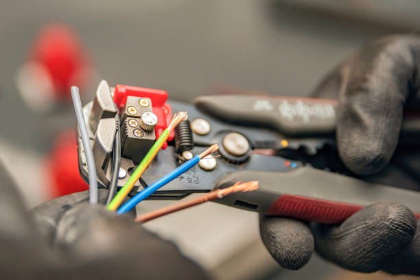 Best Commercial Electrician Services  in Delhi, LA